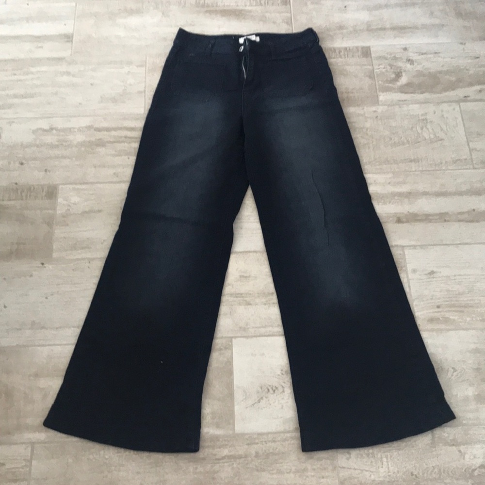 FOREVER 21 Dark Blue Bell Bottom Jeans